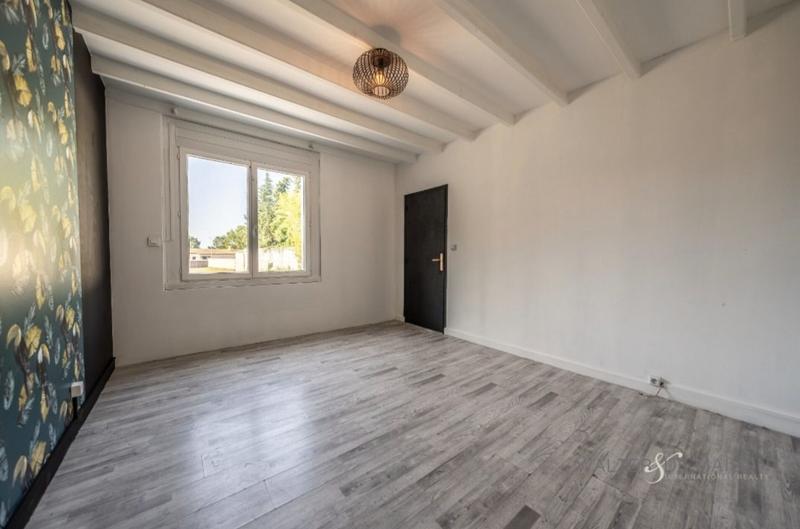 Maison ancienne - 212 m² - 10 pièces