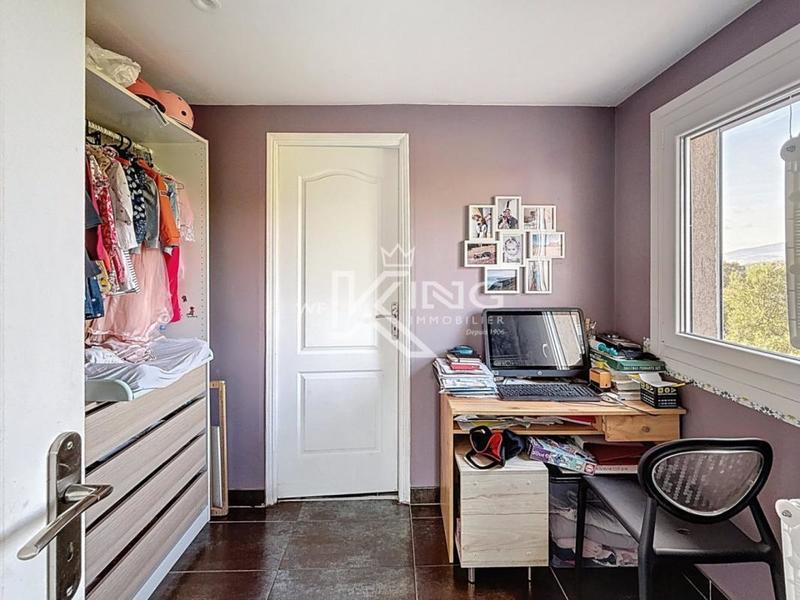 Maison - 127 m² - 5 pièces