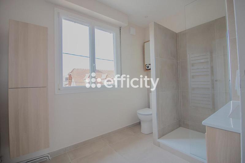 Pavillon - 168 m² - 6 pièces