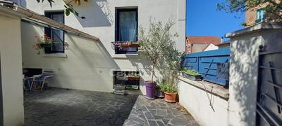 Maison - 104 m² - 4 pièces