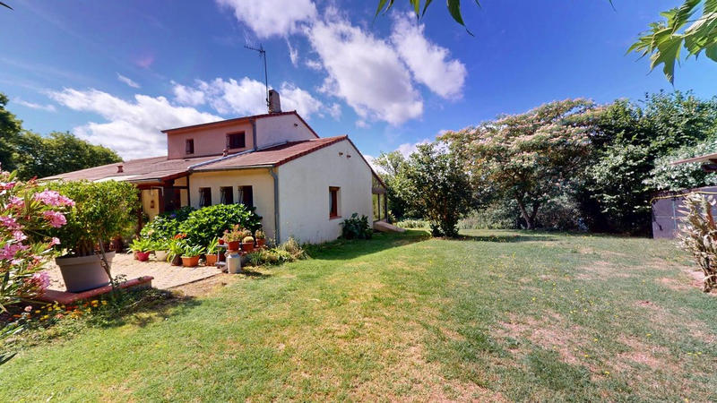 Maison - 172 m² - 7 pièces