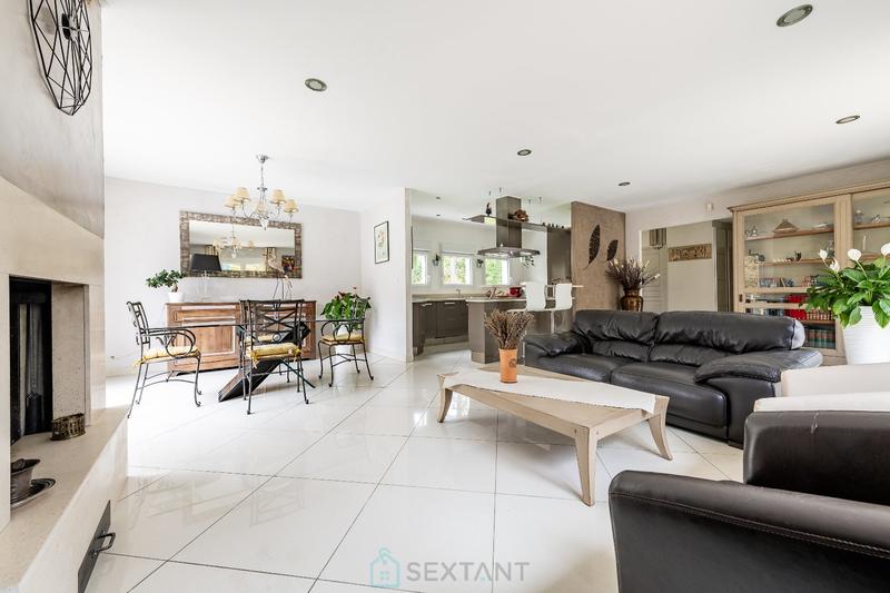 Maison - 165 m² - 7 pièces