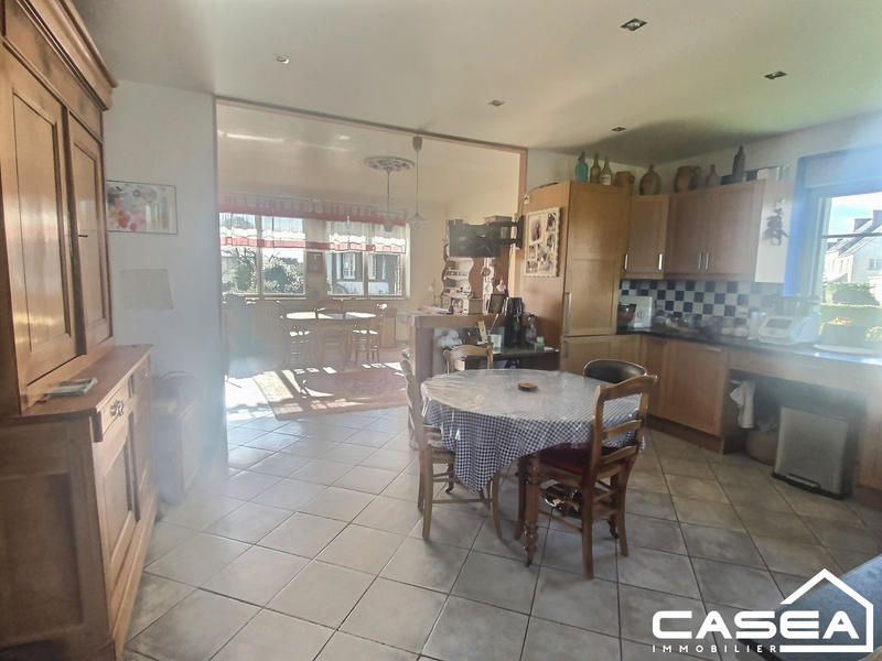 Maison - 160 m² - 8 pièces