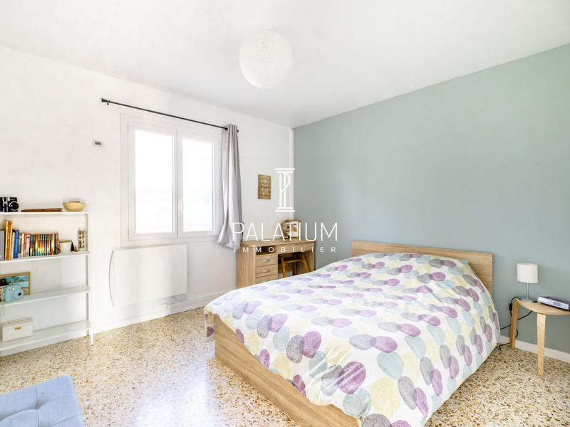 Maison - 219 m² - 8 pièces