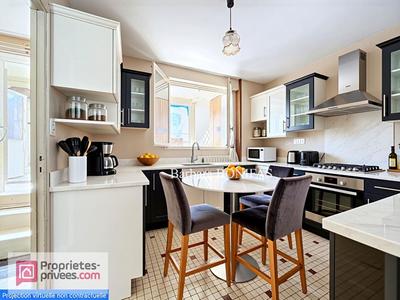 Maison - 136 m² - 6 pièces