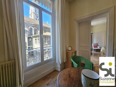 Appartement - 133 m² - 5 pièces