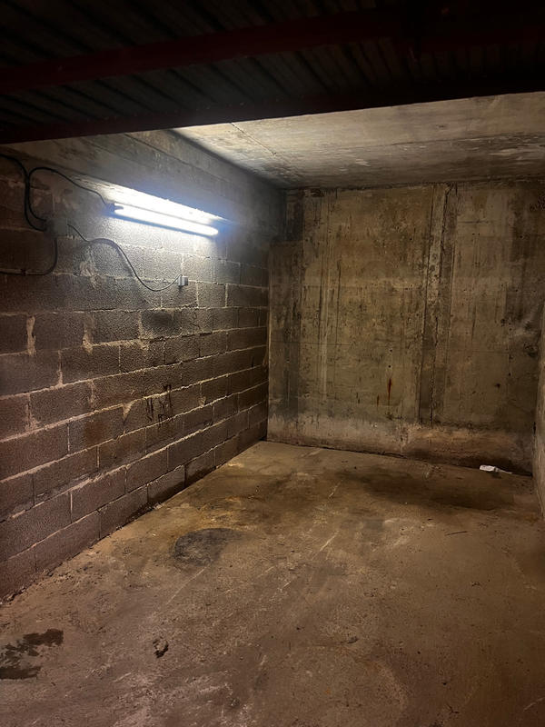 Parking / Garage - 15 m²