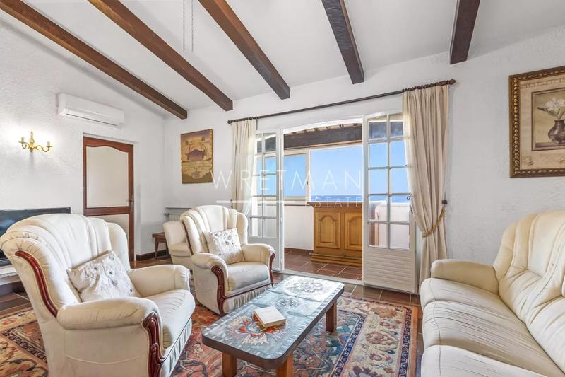 Villa - 212 m² - 6 pièces