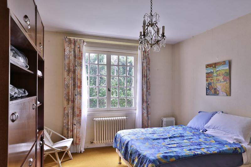 Maison - 235 m² - 6 pièces