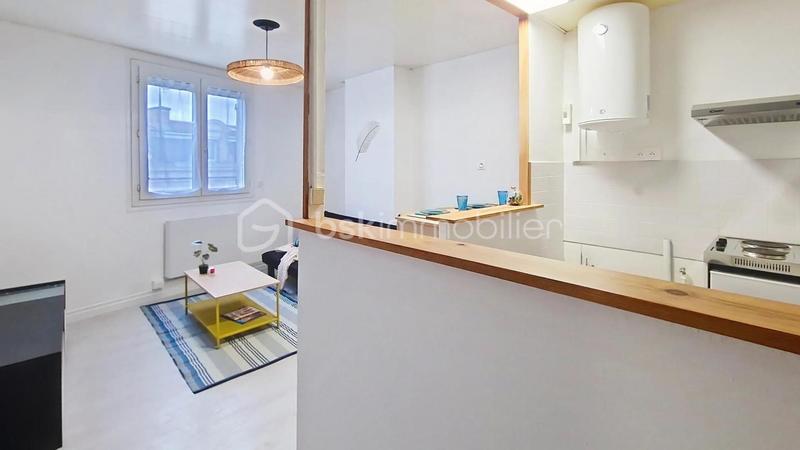 Immeuble - 215 m² - 10 pièces