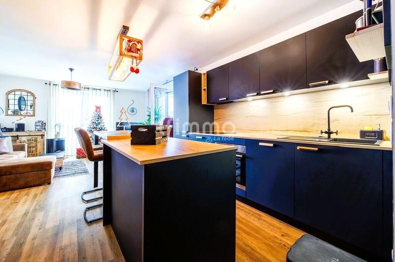 Appartement - 85 m² - 4 pièces