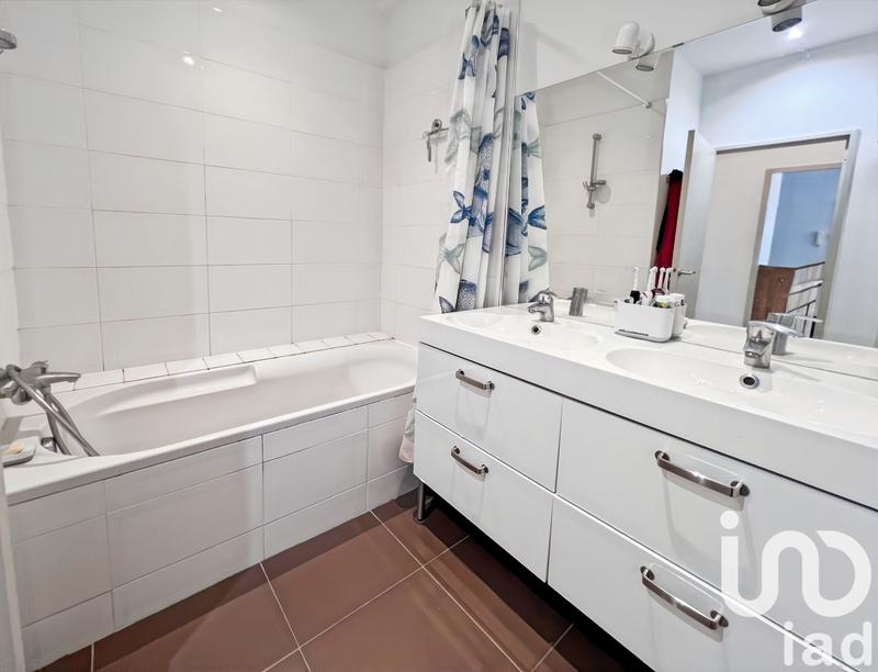 Appartement - 90 m² - 4 pièces