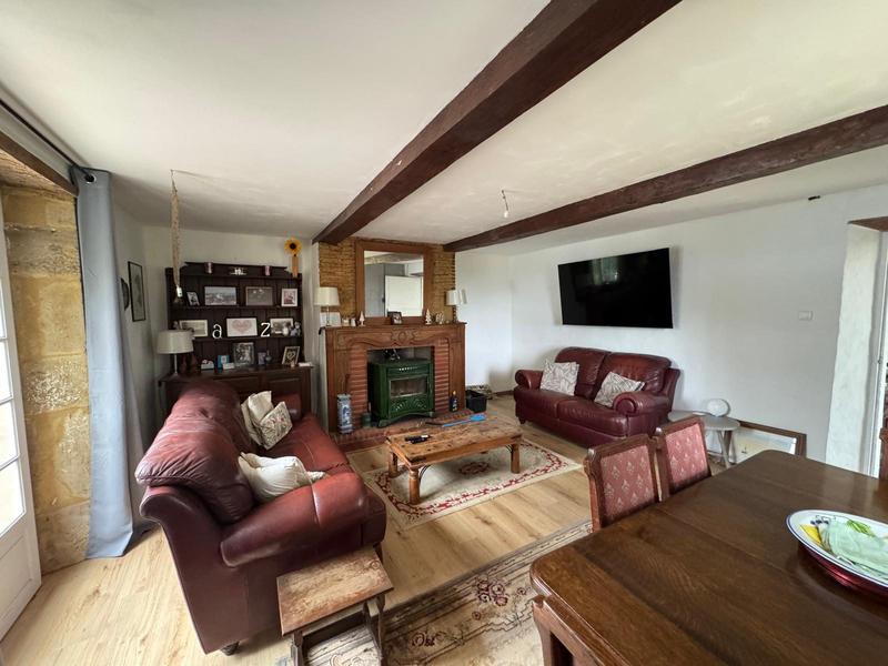 Maison - 152 m² - 6 pièces