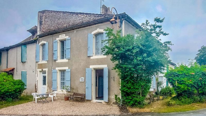 Maison traditionnelle - 136 m² - 7 pièces