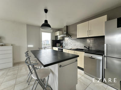 Appartement - 70 m² - 3 pièces