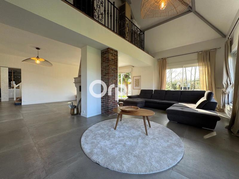 Maison - 170 m² - 4 pièces