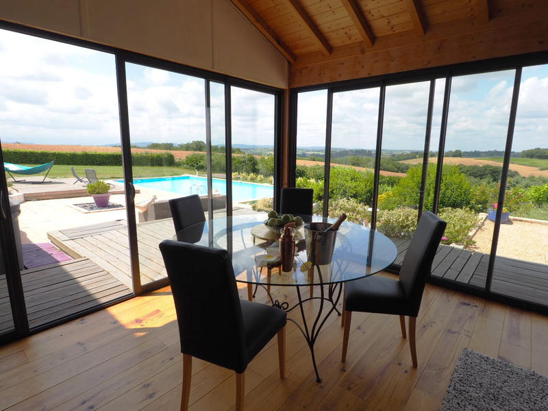 Maison - 400 m² - 14 pièces