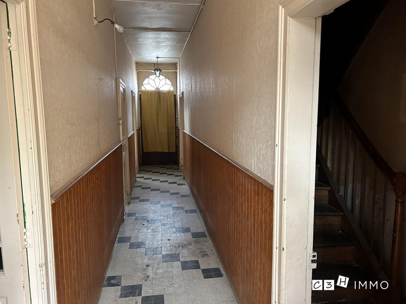 Maison - 194 m² - 9 pièces