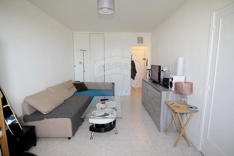 Studio - 28 m² - 1 pièce