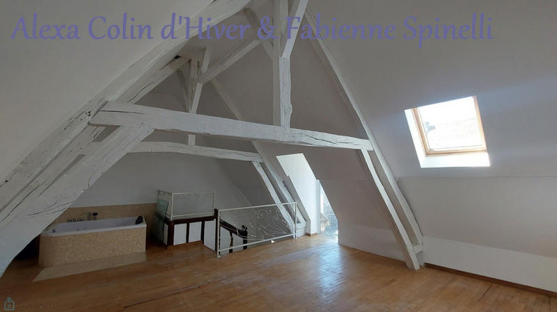 Maison - 167 m² - 7 pièces