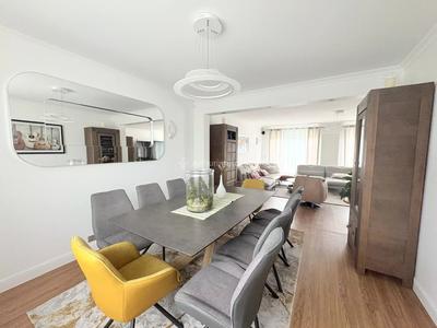 Maison - 175 m² - 5 pièces