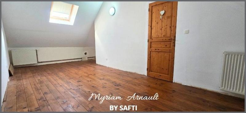 Maison - 196 m² - 8 pièces