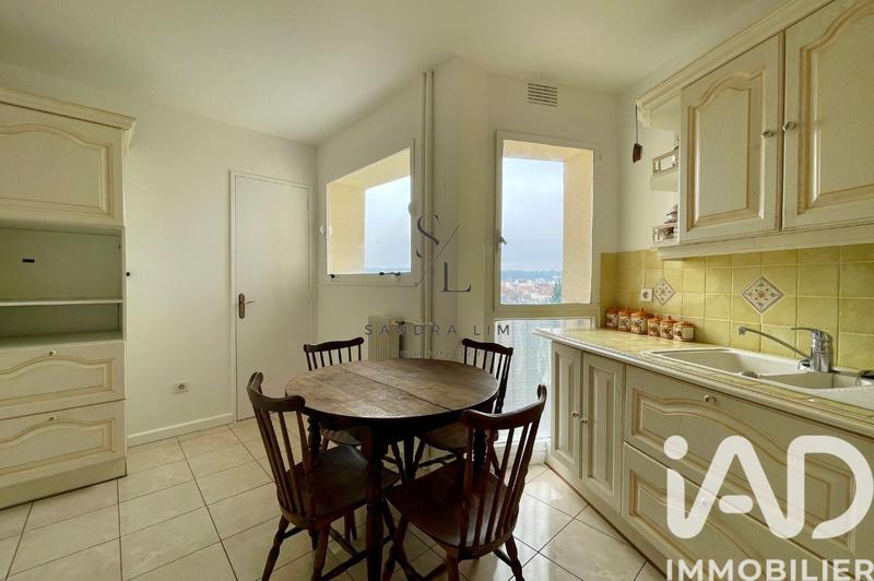 Appartement - 81 m² - 4 pièces