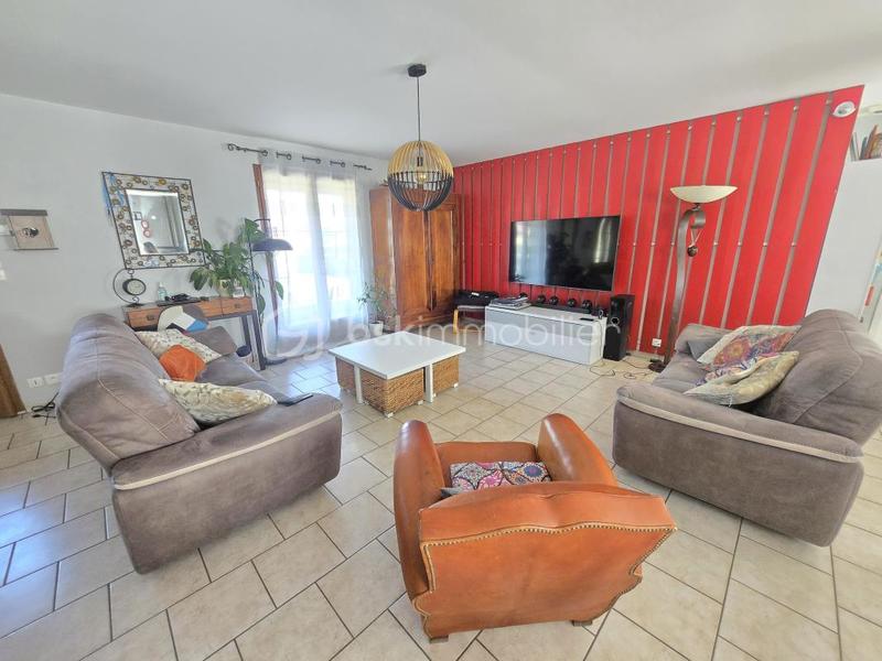 Pavillon - 137 m² - 6 pièces