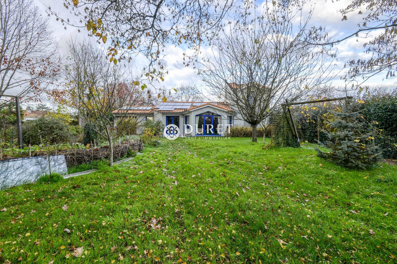 Maison traditionnelle - 151 m² - 8 pièces