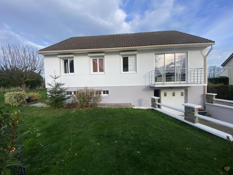 Maison - 90 m² - 5 pièces