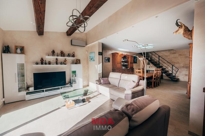 Villa - 195 m² - 7 pièces