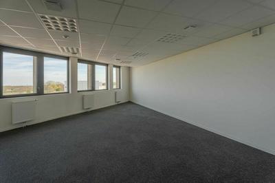 Bureau - 93 m²