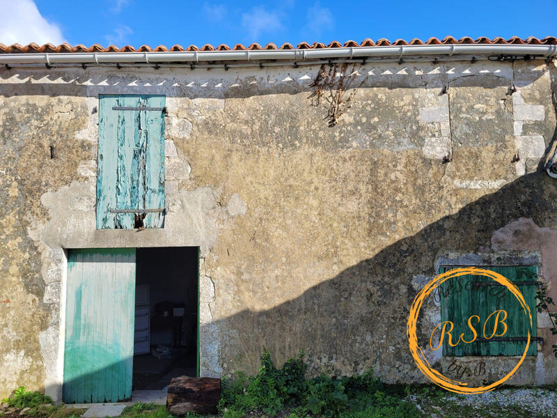 Maison ancienne - 120 m² - 1 pièce