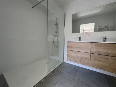 Maison traditionnelle - 128 m² - 6 pièces