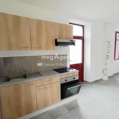 Maison - 85 m² - 5 pièces