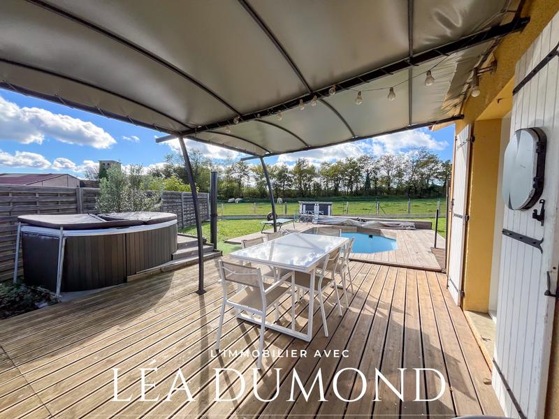 Maison - 105 m² - 4 pièces