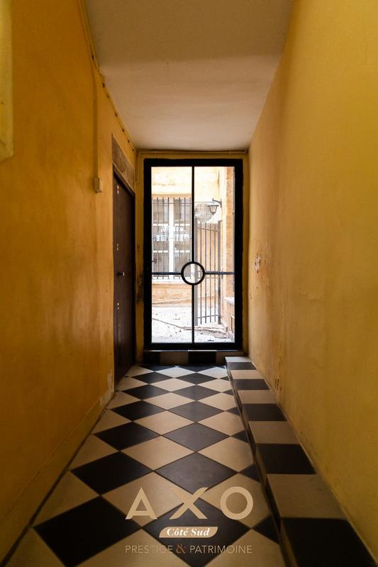 Appartement - 80 m² - 3 pièces