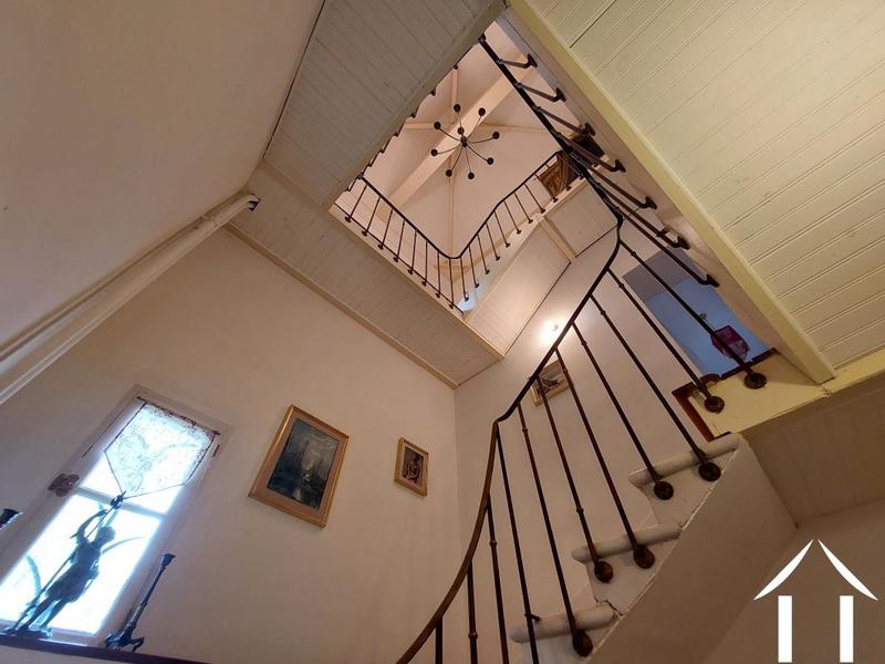 Maison - 215 m² - 6 pièces
