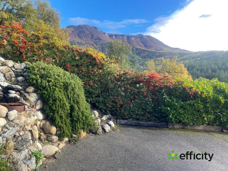 Villa - 168 m² - 6 pièces