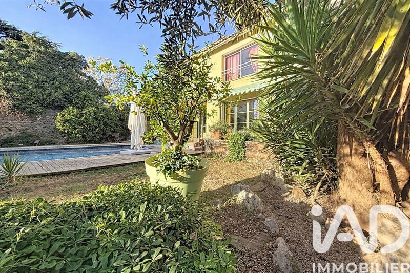 Maison - 182 m² - 5 pièces