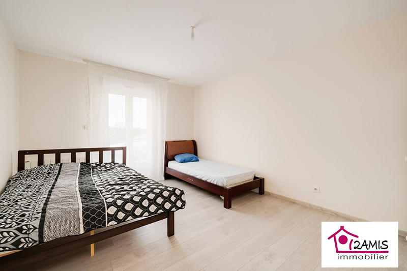 Maison - 286 m² - 10 pièces