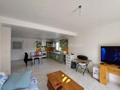 Maison - 130 m² - 7 pièces