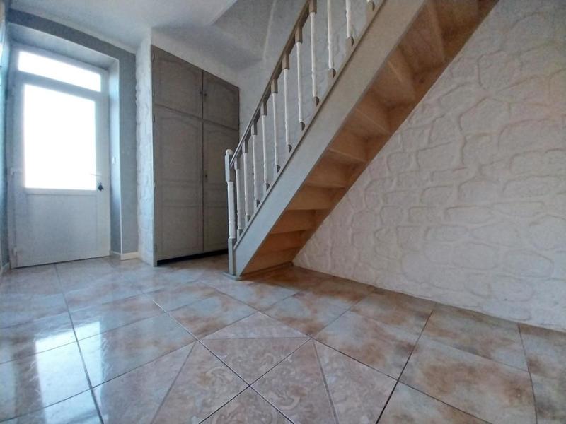 Appartement - 99 m² - 3 pièces