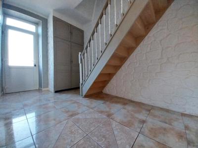 Appartement - 99 m² - 3 pièces