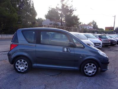 Peugeot 1007 1,6 Tronic Dolce Boite Auto