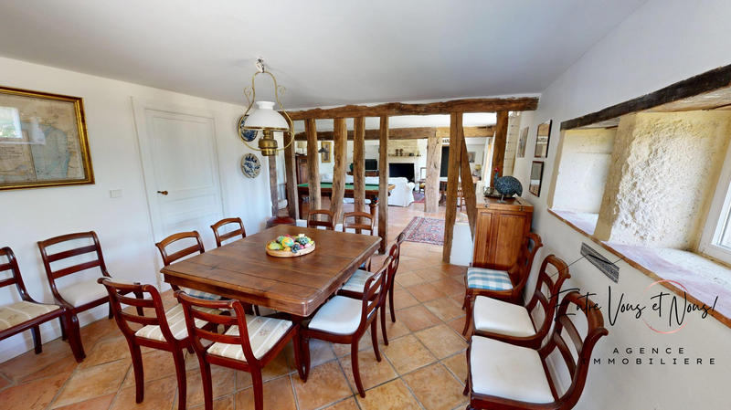 Maison ancienne - 274 m² - 14 pièces