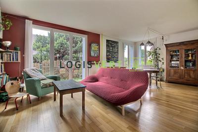 Maison - 106 m² - 5 pièces