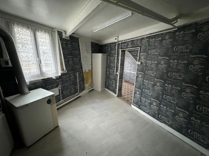 Immeuble - 82 m² - 5 pièces