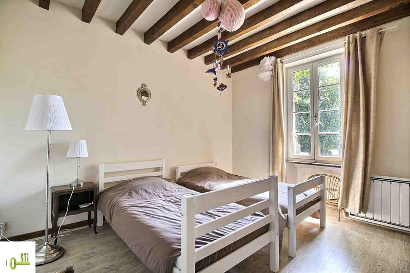 Maison - 166 m² - 7 pièces