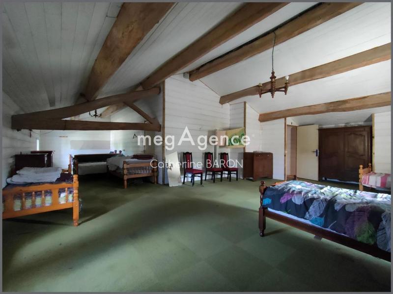 Maison - 320 m² - 9 pièces